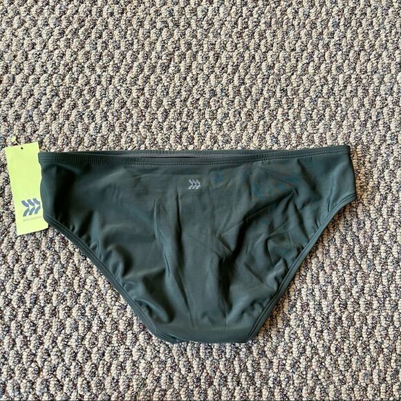 🆕All in motion bikini bottom Size M(8-10) - Picture 2 of 3